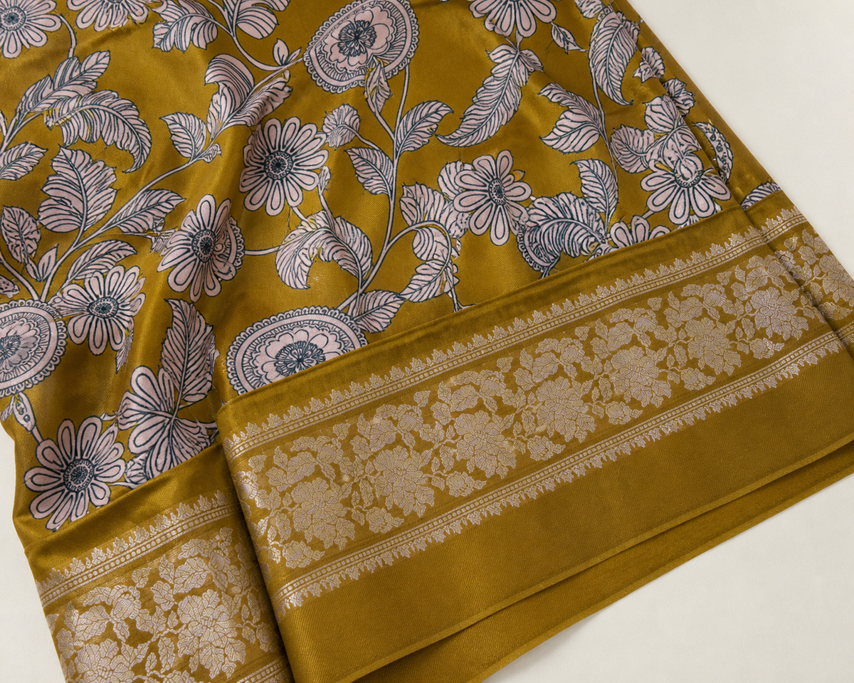 Mehendi Green Banarasi Linen Saree — pallu view